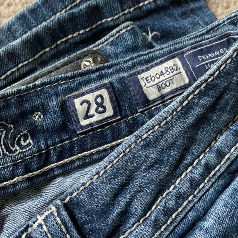 Jeans - Picture 3 of 4